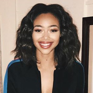 Bella Harris Wiki, Boyfriend, Affair, Parents, Net Worth