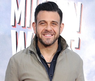 Adam Richman Married, Wife, Partner, Girlfriend, Health, Weight, Now