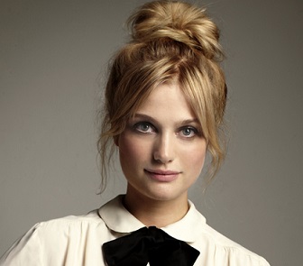 Alison Sudol Wiki, Married, Husband, Boyfriend, Dating, Net Worth