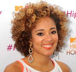 Amanda Seales Husband, Boyfriend, Dating, Net Worth, Height, Bio, Feet
