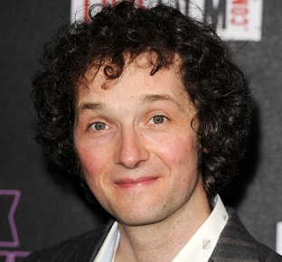 Chris Addison Married, Wife, Girlfriend, Gay, Children, Net Worth, Bio