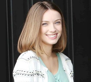 Courtney Grosbeck Wiki, Age, Birthday, Parents, Boyfriend, Dating, Bio
