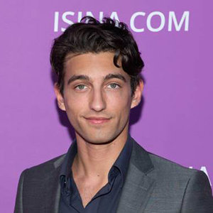 Dallas Hart Wiki-Bio, Age, Birthday, Height, Girlfriend, Dating, Gay, Family