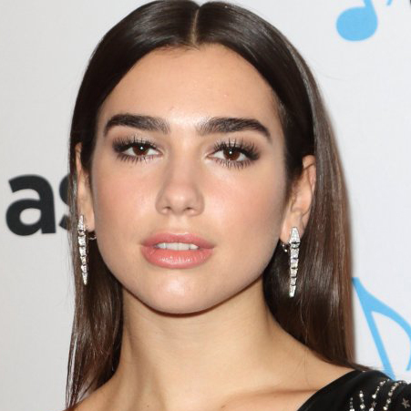 Dua Lipa Wiki: Boyfriend, Dating, Affairs, Ethnicity, Net Worth, Family