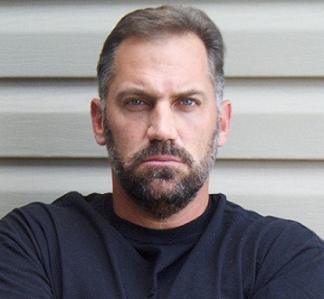 E.J. Snyder Wiki, Wife, Divorce, Relationship, Family, Net Worth, Knife