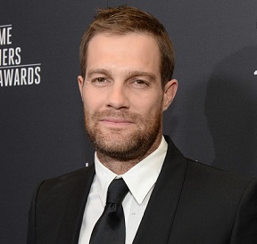 Geoff Stults Wiki, Married, Wife, Girlfriend, Dating, Gay, Net Worth