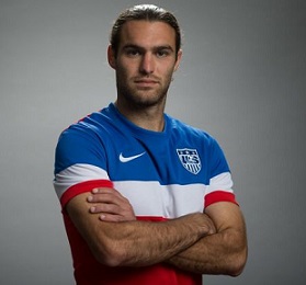 Graham Zusi Married, Wife, Girlfriend, Dating, Shirtless, Contract, Salary