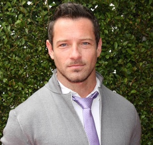 Ian Bohen Wiki, Married, Wife, Girlfriend, Dating, Gay, Net Worth