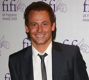 Joe Swash Married, Engaged, Wife, Partners, Girlfriend, Dating, Gay