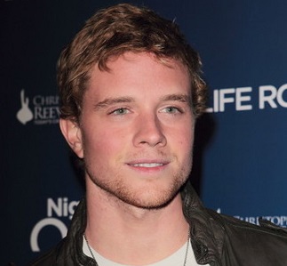 Jonny Weston Wiki: Age, Girlfriend, Dating, Gay, Net Worth, Height
