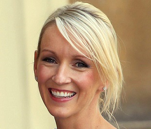 Julia Carey Wiki, Age, Wedding, Husband, Pregnant, Baby, Height