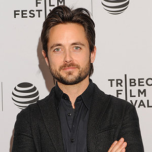 Justin Chatwin Married, Wife, Girlfriend, Dating, Gay, Family, Net Worth