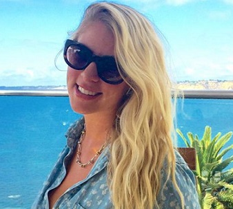 Kelley Cahill Wiki, Age, Boyfriend, Dating, Engaged, Married, Instagram