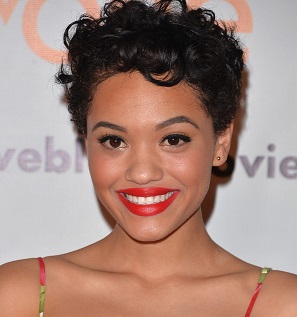 Kiersey Clemons Wiki, Boyfriend, Dating, Gay, Parents, Net Worth
