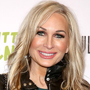 Kim DePaola Wiki: Age, Birthday, Husband, Fiance, Son, Net Worth, Family