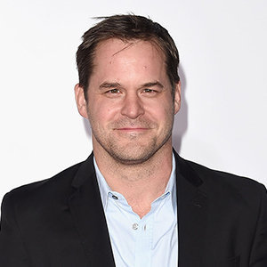 Kyle Bornheimer Wiki: Married, Wife, Girlfriend, Dating, Gay, Height, Family