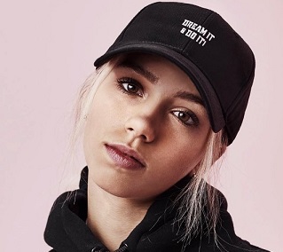 Lena Mantler Wiki, Age, Parents, Boyfriend, Dating, Height