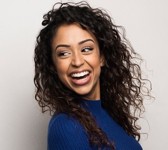 Liza Koshy Wiki, Boyfriend, Dating, Parents, Ethnicity, Net Worth