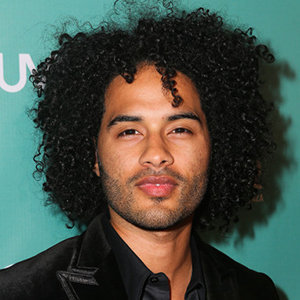 Manwell Reyes Wiki: Age, Birthday, Ethnicity, Wife, Family, Net Worth, Height