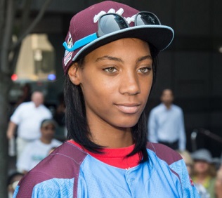 Mo'ne Davis Age, Baseball/Basketball, Stats, Parents, Net Worth, Now