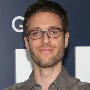 Paulo Costanzo a Married Man? Everything From Girlfriend, Net Worth To His Dating Affairs