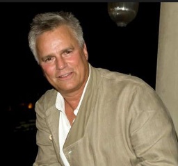 Richard Dean Anderson Married, Wife, Gay, Family, Net Worth, Now