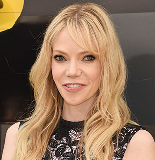 Riki Lindhome Married, Husband, Boyfriend, Dating, Parents, Net Worth