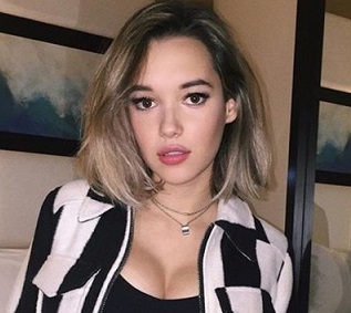 Sarah Snyder Wiki, Boyfriend, Dating, Romance, Split, Parents, Interview