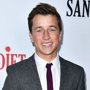 Skyler Gisondo Girlfriend, Dating, Gay, Shirtless, Interview, Age, Height