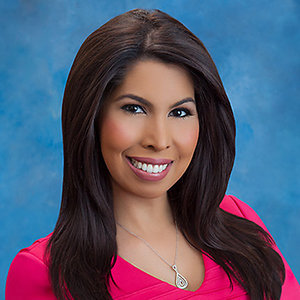Veronica Cintron Wiki, Age, Married, Husband, Family, Bay News 9, Salary