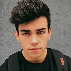 Wesley Tucker Wiki: Age, Girlfriend, Dating, Gay, Transgender, Family, Height
