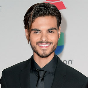 Abraham Mateo Girlfriend, Dating, Ethnicity- All You Need to Know