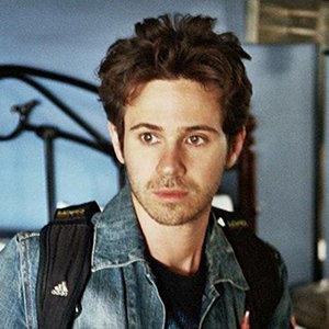 Is Connor Paolo Gay? Dating, Girlfriend, Wife, Married, Net Worth Details