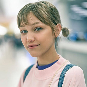 AGT Winner Grace VanderWaal Family, Height, Sister, Boyfriend