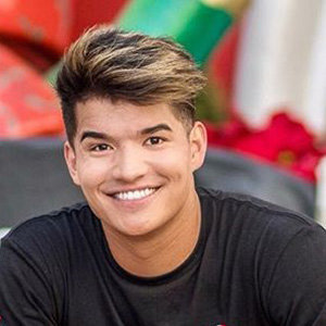 Alex Burriss Net Worth, Girlfriend, Parents, Ethnicity