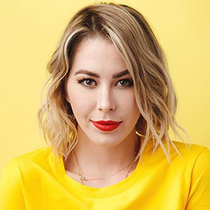 Kelsey Darragh Wiki: Age, Height, Family, Dating