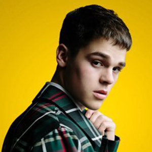 AJ Mitchell Wiki, Age, Dating, Parents