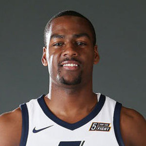 Alec Burks Wife, Baby, Net Worth, Stats