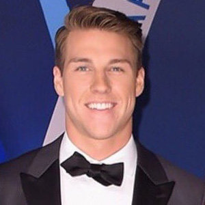 Alex Hopkins Wiki, Age, Job, Net Worth | Lauren Alaina's Fiance Facts