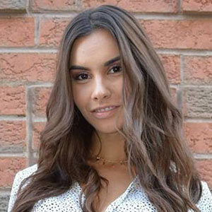 Alicia Atout Married Status Now, Dating, Height & More