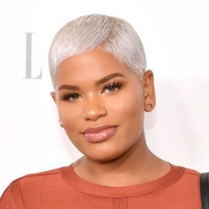 Alissa Ashley Bio: Boyfriend, Dating, Twin Sister, Height