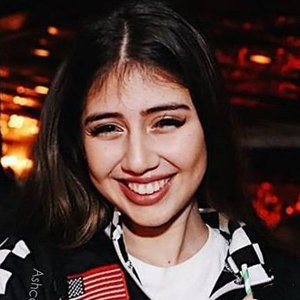 Ashlen Diaz Wiki: Age, Parents, Job | Post Malone's GF Facts