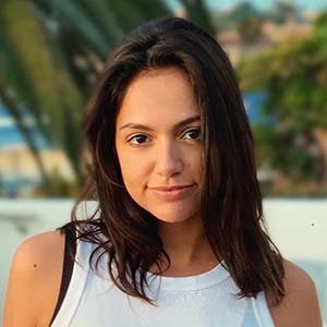 Bethany Mota Dating Status Now, Boyfriend, Ethnicity, Net Worth