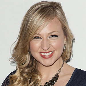 Bethany Watson Wiki, Age, Wedding, Salary, Net Worth