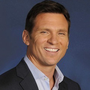 Bill Weir Married, Wife, Girlfriend or Gay, Family, Bio, Height