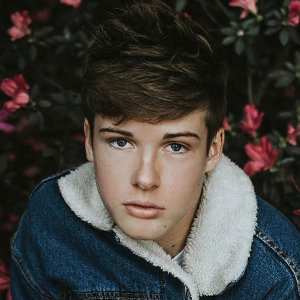 Blake Gray Wiki: Age, Girlfriend, Height, Net Worth