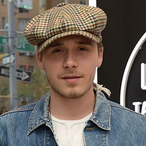 Brooklyn Beckham Wiki, Girlfriend, Net Worth | Beckham's Son Facts