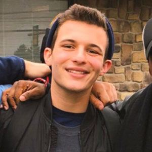 Cameron Kasky Gay, Dating, Net Worth