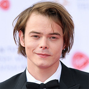 Charlie Heaton Wiki, Girlfriend, Dating, Net Worth