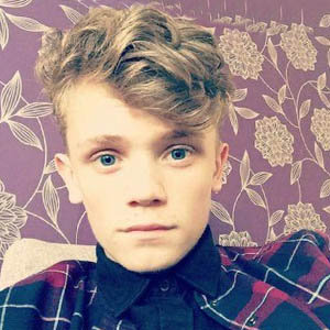 Charlie Lenehan Dating, Girlfriend, Family, Net Worth, Now